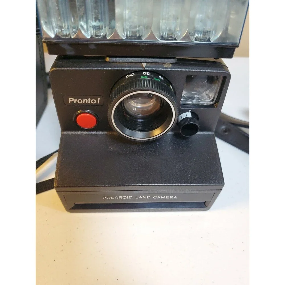 Polaroid Pronto! Land Camera Black Version With Case And Instructions Light Bar